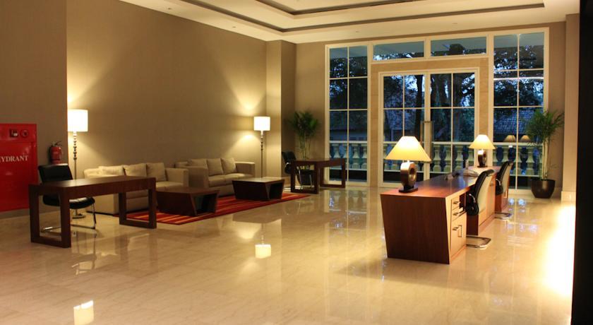 The Luxton Bandung Hotel Bagian luar foto