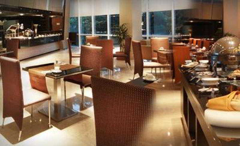 The Luxton Bandung Hotel Bagian luar foto