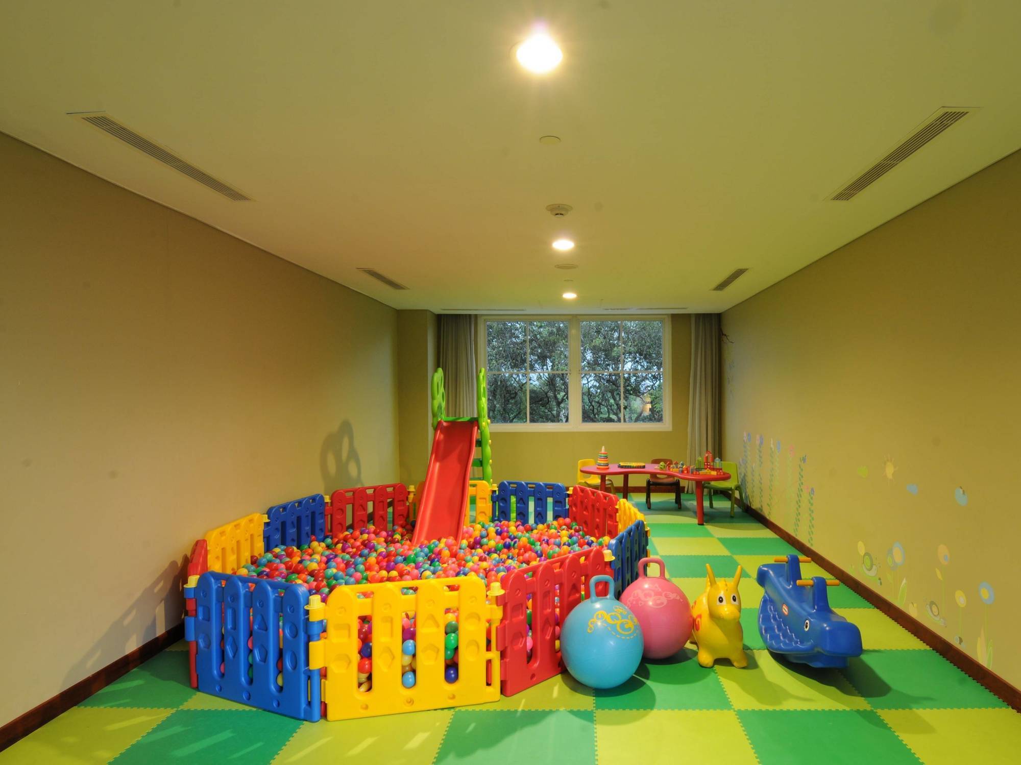 The Luxton Bandung Hotel Bagian luar foto